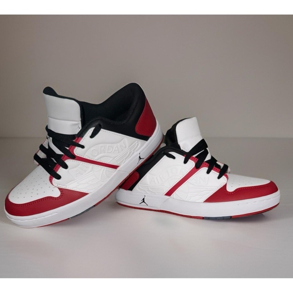 Jordan Nu Retro 1 Low Big Kids Size 7Y Or Womens Size 8.5 - Mint Condition